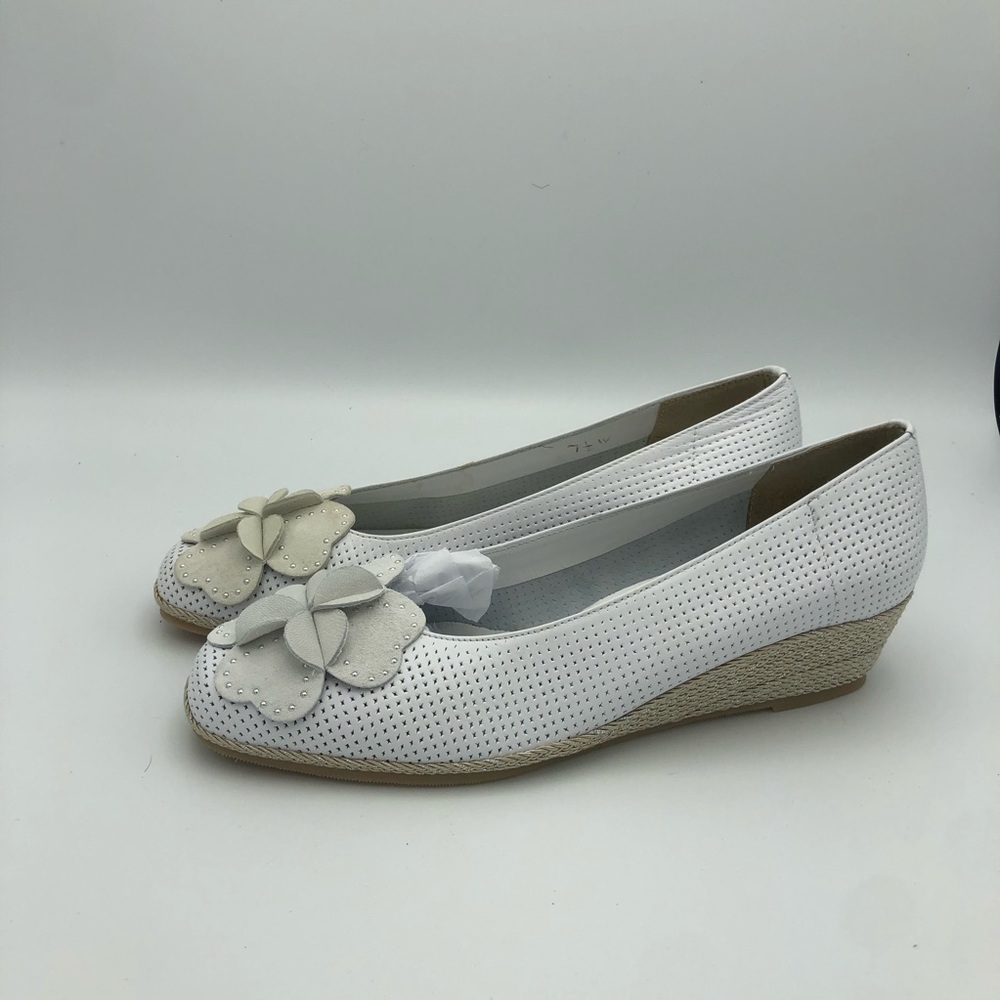 Sesto Meucci Luxury Malie Wedge Pump white